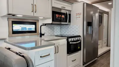 2027 Jayco Precept photo 10