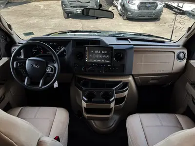 2027 Thor Motor Coach Quantum photo 2