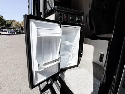 2027 Winnebago Solis photo 7