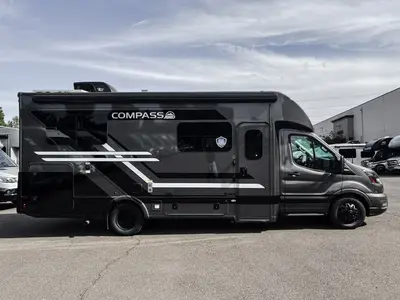 2027 Thor Motor Coach Compass AWD photo 18