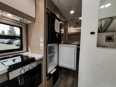 2027 Thor Motor Coach Compass AWD photo 12