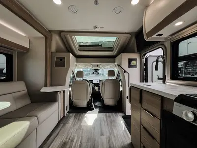 2027 Thor Motor Coach Compass AWD photo 4