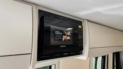 2027 Thor Motor Coach Tellaro photo 7