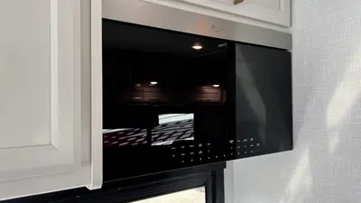 2027 Fleetwood Bounder photo 11
