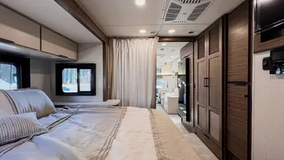 2027 Thor Motor Coach Quantum photo 18