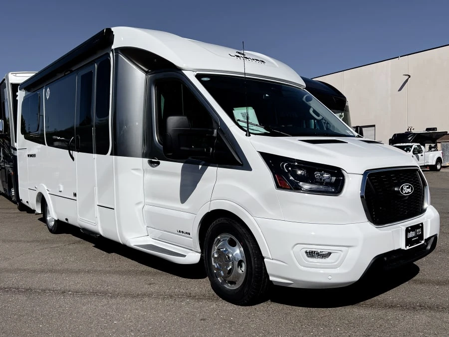 2027 Leisure Travel Wonder exterior