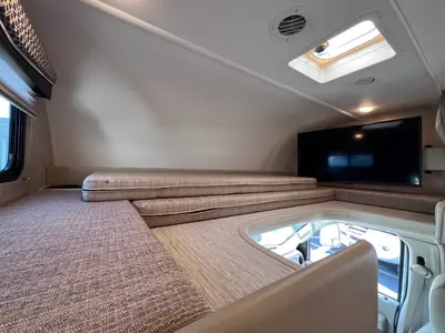2023 Thor Motor Coach Chateau photo 5
