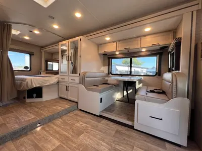 2023 Thor Motor Coach Chateau photo 7