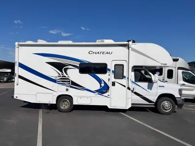 2023 Thor Motor Coach Chateau photo 20