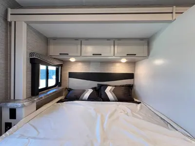 2023 Thor Motor Coach Chateau photo 19