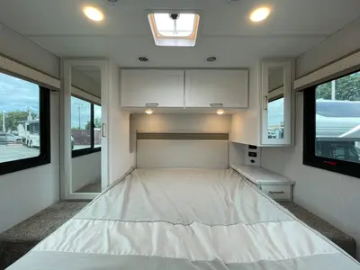 2026 Thor Motor Coach Chateau photo 18