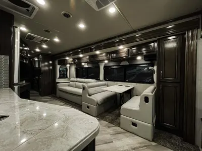 2023 Fleetwood Bounder photo 6