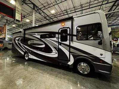 2023 Fleetwood Bounder photo 23