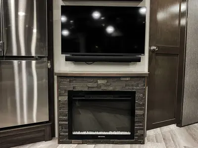 2023 Fleetwood Bounder photo 15