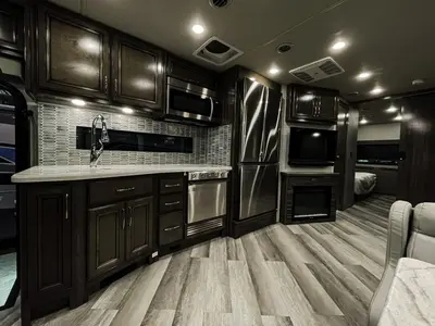 2023 Fleetwood Bounder photo 9