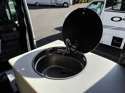 2025 Storyteller Overland Beast Mode photo 9