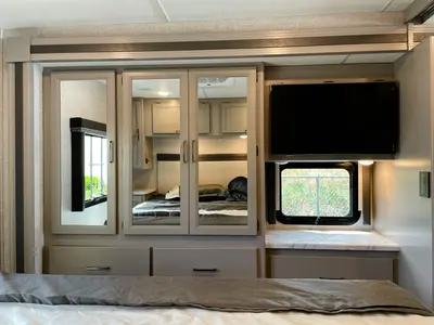 2024 Thor Motor Coach Hurricane photo 23