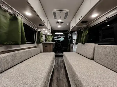 2026 Thor Motor Coach Sequence photo 3