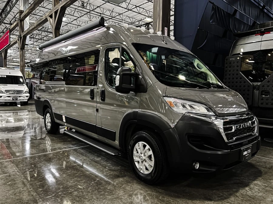 2026 Thor Motor Coach Sequence exterior