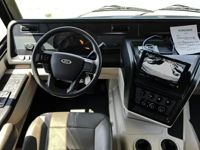 2025 Entegra Coach Vision photo 3