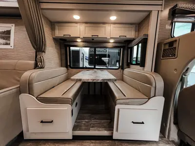 2023 Thor Motor Coach Chateau photo 7