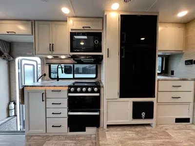 2023 Thor Motor Coach Chateau photo 11