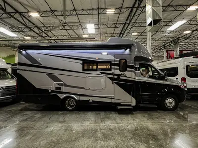 2025 Tiffin Motorhomes Wayfarer photo 19