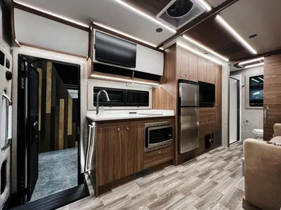 2025 Tiffin Motorhomes Wayfarer photo 6