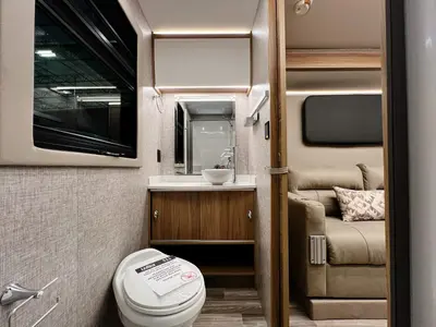 2025 Tiffin Motorhomes Wayfarer photo 19