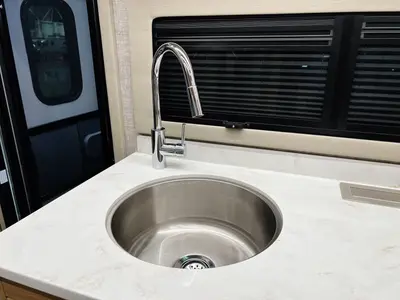 2025 Tiffin Motorhomes Wayfarer photo 10