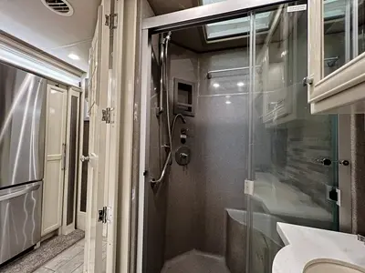 2022 Tiffin Motorhomes Phaeton photo 18