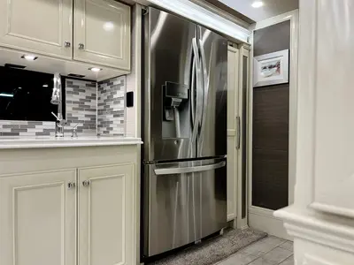 2022 Tiffin Motorhomes Phaeton photo 16