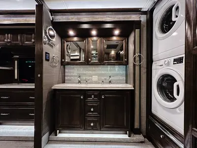 2021 Tiffin Motorhomes Phaeton photo 22