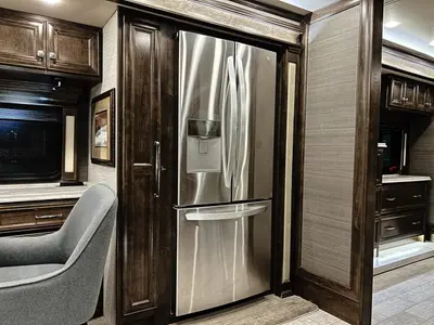 2021 Tiffin Motorhomes Phaeton photo 14