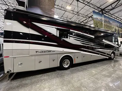 2021 Tiffin Motorhomes Phaeton photo 24