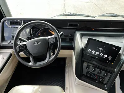 2025 Entegra Coach Vision XL photo 3
