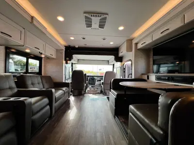 2025 Entegra Coach Vision XL photo 4