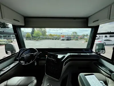 2025 Entegra Coach Vision XL photo 2