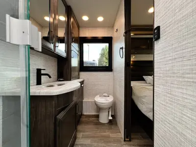 2025 Entegra Coach Vision XL photo 22