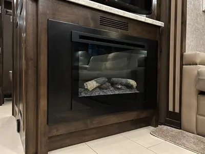 2019 Tiffin Motorhomes Allegro RED photo 11