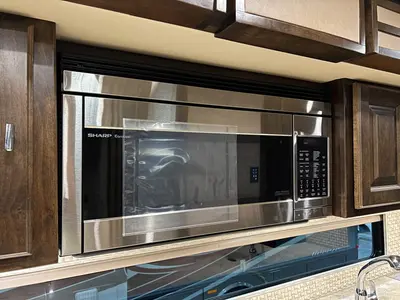 2019 Tiffin Motorhomes Allegro RED photo 14