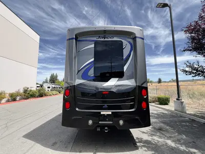 2020 Jayco Seneca photo 25