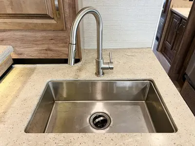 2020 Jayco Seneca photo 15