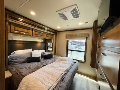 2020 Jayco Seneca photo 21