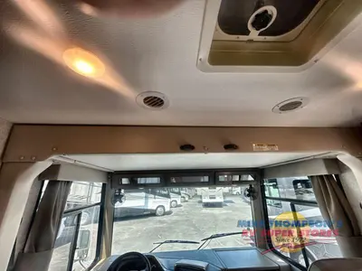 2022 Thor Motor Coach Windsport photo 22