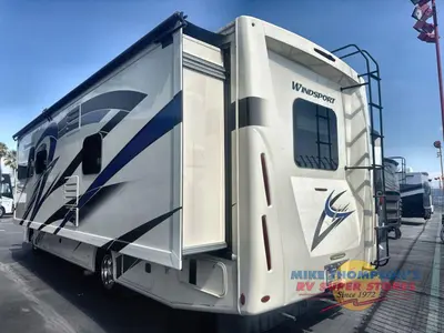 2022 Thor Motor Coach Windsport photo 13