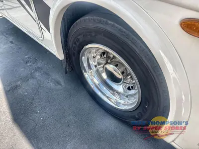 2022 Thor Motor Coach Windsport photo 45