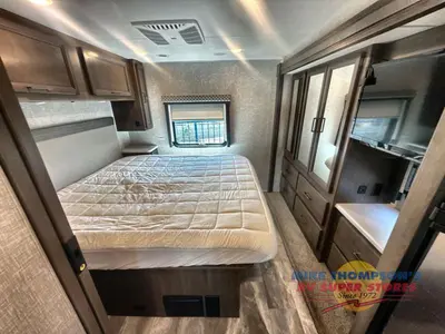 2022 Thor Motor Coach Windsport photo 38