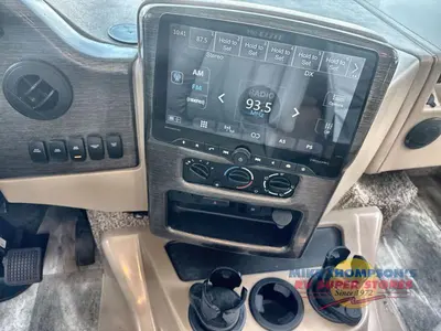 2022 Thor Motor Coach Windsport photo 41