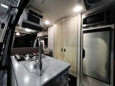 2022 Thor Motor Coach Tranquility photo 8